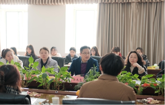 经管学院组织召开2024年资助工作座谈会